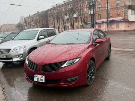 Красный Линкольн МКЗ, объемом двигателя 2 л и пробегом 73 тыс. км за 16000 $, фото 1 на Automoto.ua