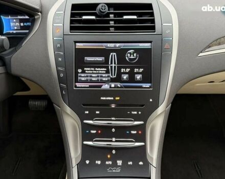 Линкольн МКЗ, объемом двигателя 0 л и пробегом 190 тыс. км за 13450 $, фото 24 на Automoto.ua