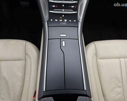 Линкольн МКЗ, объемом двигателя 0 л и пробегом 190 тыс. км за 13450 $, фото 27 на Automoto.ua