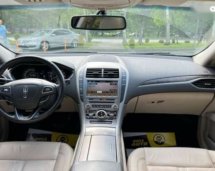 Линкольн МКЗ, объемом двигателя 2 л и пробегом 156 тыс. км за 15600 $, фото 11 на Automoto.ua