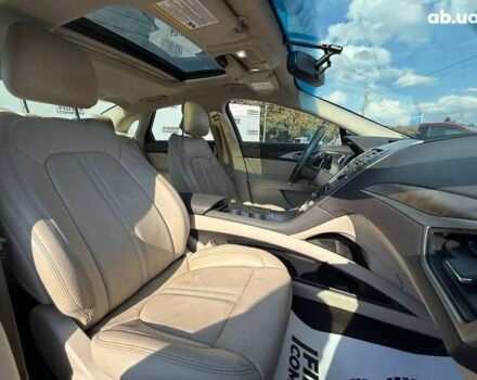 Линкольн МКЗ, объемом двигателя 2 л и пробегом 125 тыс. км за 10200 $, фото 15 на Automoto.ua