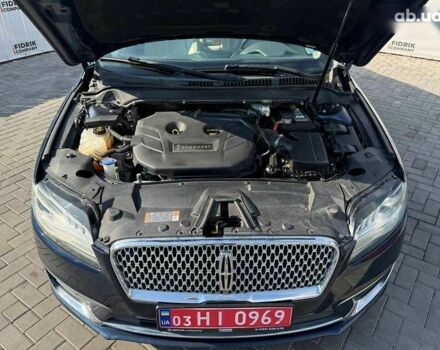 Линкольн МКЗ, объемом двигателя 2 л и пробегом 125 тыс. км за 10200 $, фото 12 на Automoto.ua
