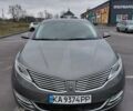 Серый Линкольн МКЗ, объемом двигателя 2 л и пробегом 240 тыс. км за 11000 $, фото 3 на Automoto.ua