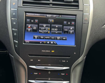 Серый Линкольн МКЗ, объемом двигателя 2 л и пробегом 238 тыс. км за 11800 $, фото 20 на Automoto.ua