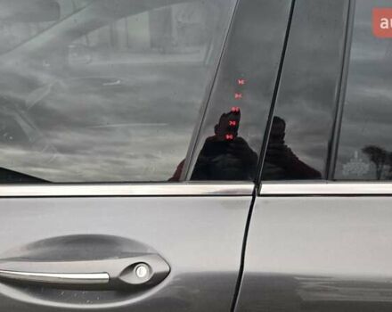 Лінкольн MKZ 2013 у Бродах на Automoto.ua Сірий Лінкольн MKZ, об'ємом двигуна 2 л та пробігом 244 тис. км за 13800 $, фото 19 на Automoto.ua