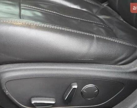 Лінкольн MKZ 2013 у Бродах на Automoto.ua Сірий Лінкольн MKZ, об'ємом двигуна 2 л та пробігом 244 тис. км за 13800 $, фото 12 на Automoto.ua