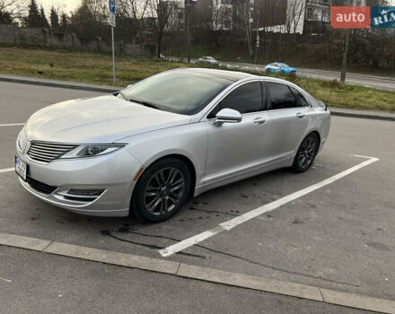 Серый Линкольн МКЗ, объемом двигателя 2 л и пробегом 238 тыс. км за 11800 $, фото 2 на Automoto.ua