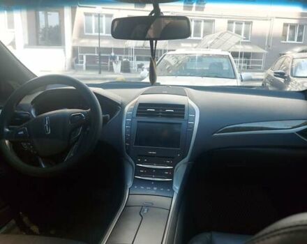 Серый Линкольн МКЗ, объемом двигателя 2 л и пробегом 180 тыс. км за 13000 $, фото 8 на Automoto.ua