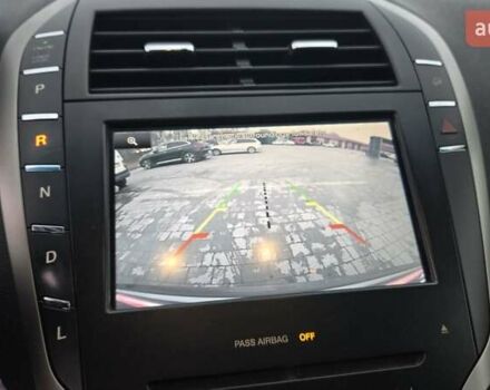 Лінкольн MKZ 2013 у Бродах на Automoto.ua Сірий Лінкольн MKZ, об'ємом двигуна 2 л та пробігом 244 тис. км за 13800 $, фото 1 на Automoto.ua