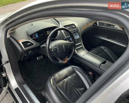 Серый Линкольн МКЗ, объемом двигателя 2 л и пробегом 238 тыс. км за 11800 $, фото 16 на Automoto.ua