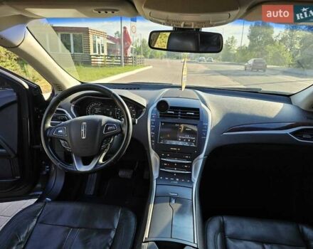 Серый Линкольн МКЗ, объемом двигателя 3.7 л и пробегом 280 тыс. км за 10500 $, фото 12 на Automoto.ua