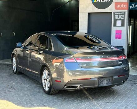 Сірий Лінкольн MKZ, об'ємом двигуна 2 л та пробігом 150 тис. км за 9900 $, фото 8 на Automoto.ua