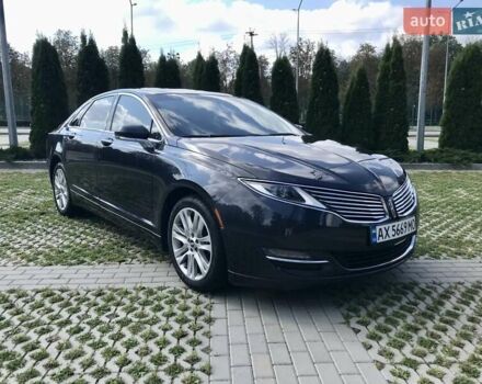 Серый Линкольн МКЗ, объемом двигателя 2 л и пробегом 243 тыс. км за 10400 $, фото 2 на Automoto.ua