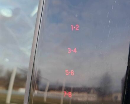 Сірий Лінкольн MKZ, об'ємом двигуна 2 л та пробігом 323 тис. км за 12900 $, фото 5 на Automoto.ua