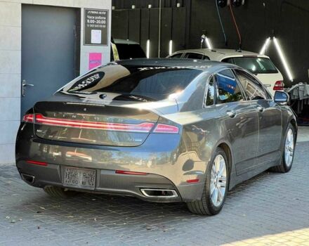 Сірий Лінкольн MKZ, об'ємом двигуна 2 л та пробігом 150 тис. км за 9900 $, фото 5 на Automoto.ua