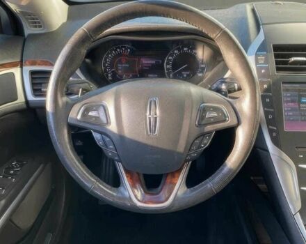Сірий Лінкольн MKZ, об'ємом двигуна 2 л та пробігом 86 тис. км за 6000 $, фото 6 на Automoto.ua