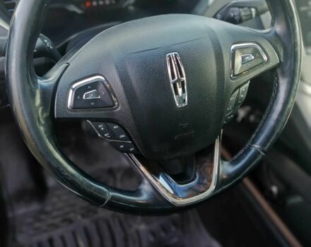 Сірий Лінкольн MKZ, об'ємом двигуна 2 л та пробігом 323 тис. км за 12900 $, фото 7 на Automoto.ua
