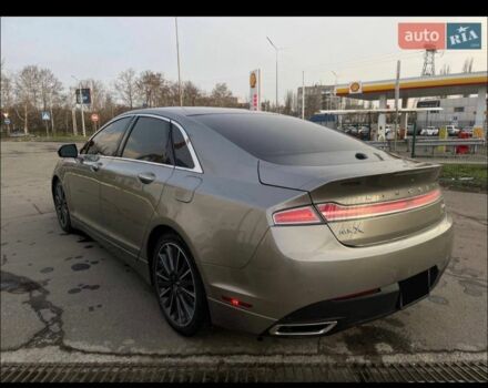 Серый Линкольн МКЗ, объемом двигателя 2 л и пробегом 136 тыс. км за 14100 $, фото 5 на Automoto.ua