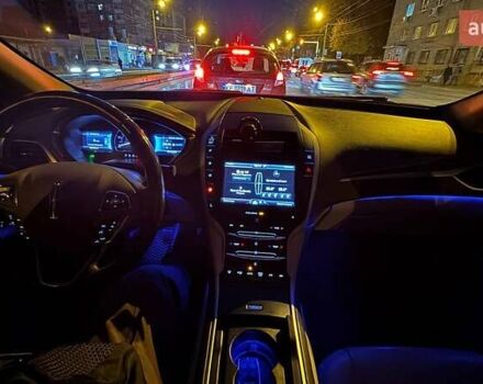 Серый Линкольн МКЗ, объемом двигателя 2 л и пробегом 82 тыс. км за 14500 $, фото 18 на Automoto.ua