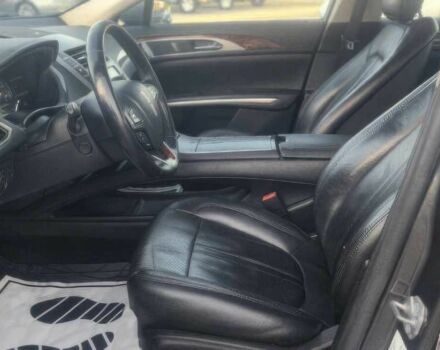 Сірий Лінкольн MKZ, об'ємом двигуна 2 л та пробігом 77 тис. км за 10800 $, фото 8 на Automoto.ua