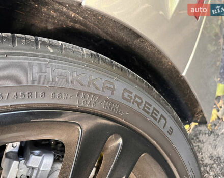 Серый Линкольн МКЗ, объемом двигателя 2 л и пробегом 131 тыс. км за 14200 $, фото 34 на Automoto.ua