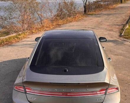 Серый Линкольн МКЗ, объемом двигателя 2 л и пробегом 82 тыс. км за 14500 $, фото 4 на Automoto.ua