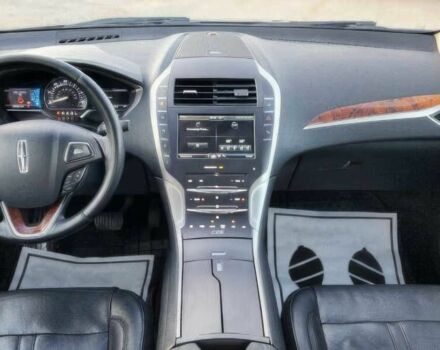 Серый Линкольн МКЗ, объемом двигателя 2 л и пробегом 80 тыс. км за 10200 $, фото 8 на Automoto.ua