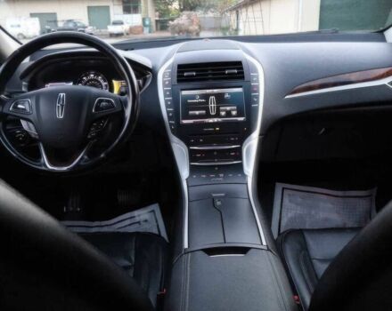 Сірий Лінкольн MKZ, об'ємом двигуна 2 л та пробігом 80 тис. км за 10500 $, фото 7 на Automoto.ua