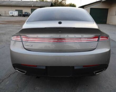 Сірий Лінкольн MKZ, об'ємом двигуна 2 л та пробігом 80 тис. км за 10500 $, фото 4 на Automoto.ua