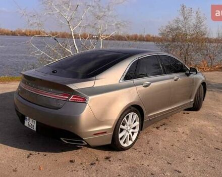 Серый Линкольн МКЗ, объемом двигателя 2 л и пробегом 82 тыс. км за 14500 $, фото 1 на Automoto.ua