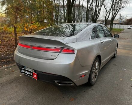 Серый Линкольн МКЗ, объемом двигателя 2 л и пробегом 114 тыс. км за 13890 $, фото 5 на Automoto.ua