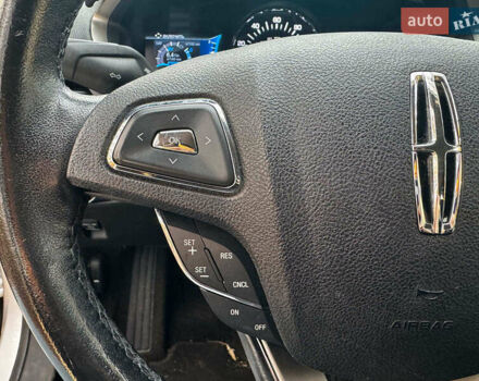 Серый Линкольн МКЗ, объемом двигателя 2 л и пробегом 114 тыс. км за 13890 $, фото 17 на Automoto.ua