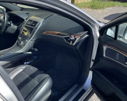 Сірий Лінкольн MKZ, об'ємом двигуна 2 л та пробігом 27 тис. км за 9700 $, фото 7 на Automoto.ua