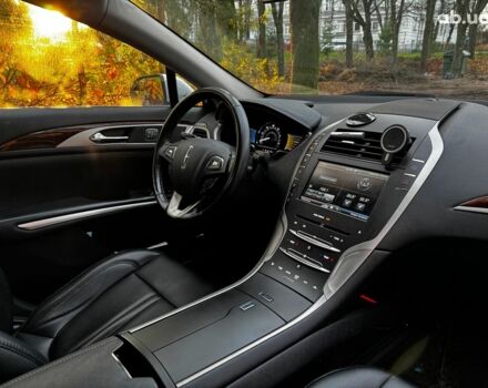 Серый Линкольн МКЗ, объемом двигателя 2 л и пробегом 114 тыс. км за 13890 $, фото 32 на Automoto.ua