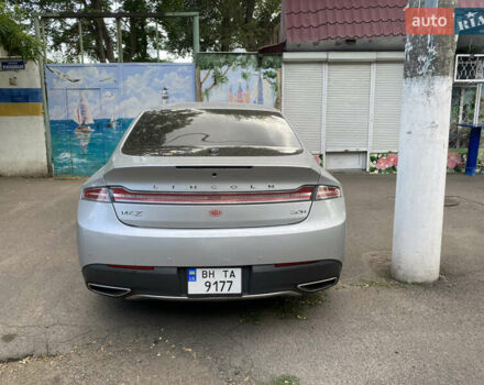 Сірий Лінкольн MKZ, об'ємом двигуна 2 л та пробігом 168 тис. км за 18200 $, фото 7 на Automoto.ua