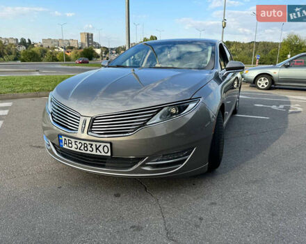 Серый Линкольн МКЗ, объемом двигателя 2 л и пробегом 180 тыс. км за 12000 $, фото 1 на Automoto.ua