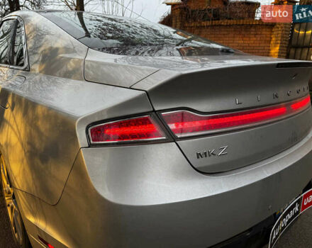 Серый Линкольн МКЗ, объемом двигателя 2 л и пробегом 114 тыс. км за 13890 $, фото 8 на Automoto.ua