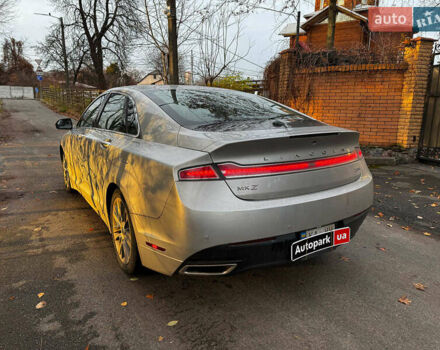 Серый Линкольн МКЗ, объемом двигателя 2 л и пробегом 114 тыс. км за 13890 $, фото 7 на Automoto.ua