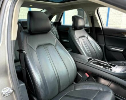 Лінкольн MKZ 2016 у Чернівцях на Automoto.ua Сірий Лінкольн MKZ, об'ємом двигуна 2 л та пробігом 77 тис. км за 15600 $, фото 8 на Automoto.ua