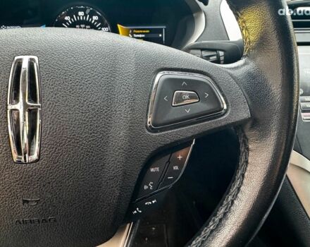 Серый Линкольн МКЗ, объемом двигателя 2 л и пробегом 114 тыс. км за 13890 $, фото 18 на Automoto.ua