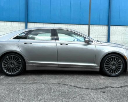 Сірий Лінкольн MKZ, об'ємом двигуна 2 л та пробігом 73 тис. км за 4800 $, фото 5 на Automoto.ua