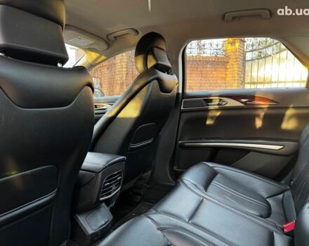 Серый Линкольн МКЗ, объемом двигателя 2 л и пробегом 114 тыс. км за 13890 $, фото 26 на Automoto.ua