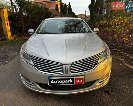 Серый Линкольн МКЗ, объемом двигателя 2 л и пробегом 114 тыс. км за 13890 $, фото 1 на Automoto.ua