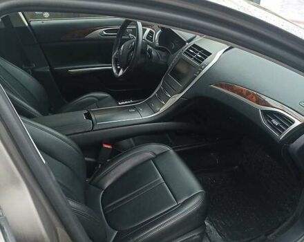 Сірий Лінкольн MKZ, об'ємом двигуна 2 л та пробігом 119 тис. км за 14000 $, фото 10 на Automoto.ua