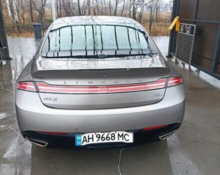 Сірий Лінкольн MKZ, об'ємом двигуна 2 л та пробігом 119 тис. км за 14000 $, фото 6 на Automoto.ua