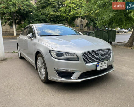 Сірий Лінкольн MKZ, об'ємом двигуна 2 л та пробігом 168 тис. км за 18200 $, фото 1 на Automoto.ua
