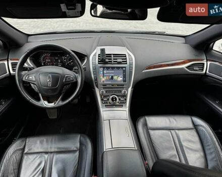 Сірий Лінкольн MKZ, об'ємом двигуна 2 л та пробігом 74 тис. км за 15900 $, фото 11 на Automoto.ua