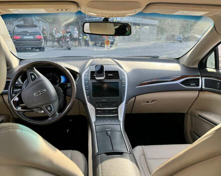 Серый Линкольн МКЗ, объемом двигателя 2 л и пробегом 180 тыс. км за 12000 $, фото 10 на Automoto.ua