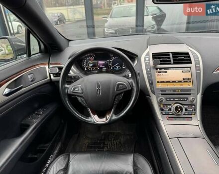 Серый Линкольн МКЗ, объемом двигателя 2 л и пробегом 179 тыс. км за 12990 $, фото 16 на Automoto.ua