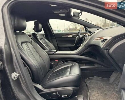 Серый Линкольн МКЗ, объемом двигателя 2 л и пробегом 179 тыс. км за 12990 $, фото 14 на Automoto.ua